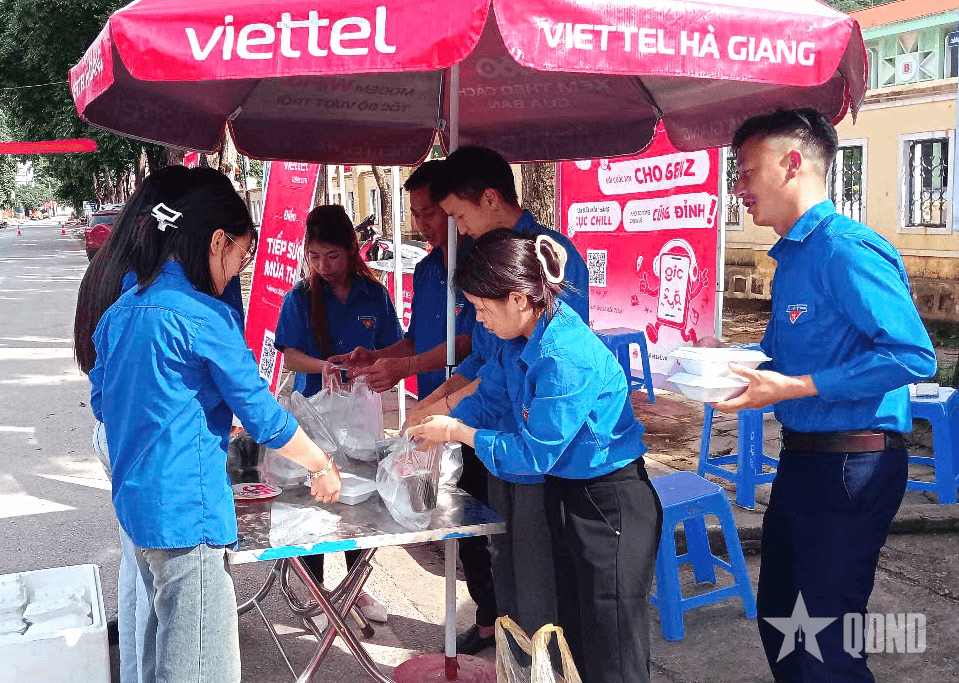 Mùa thi nơi đá nở hoa
