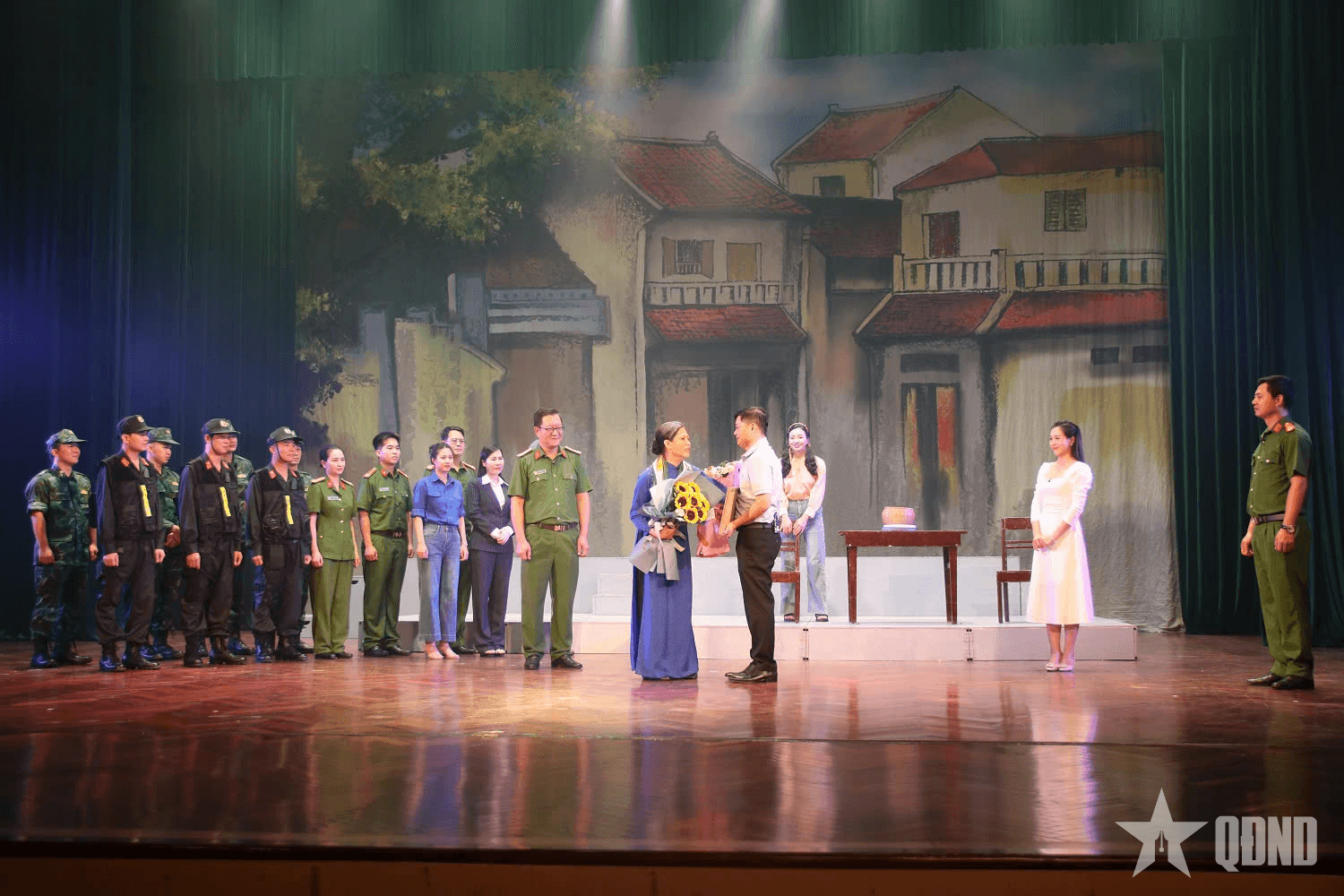 Vở kịch “Không gục ngã”: Gió ngược trên trận tuyến phòng chống ma túy