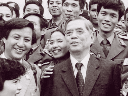 Tổng Bí thư Nguyễn Văn Linh-tấm gương người cán bộ dám nghĩ, dám nói, dám làm vì lợi ích chung