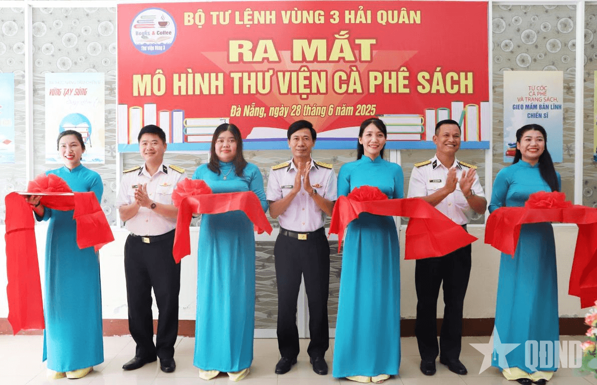 Vùng 3 Hải quân ra mắt mô hình “Thư viện cà phê sách”