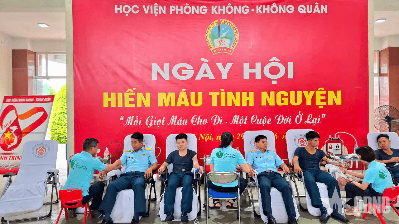 Học viện Phòng không-Không quân tổ chức Ngày hội hiến máu tình nguyện
