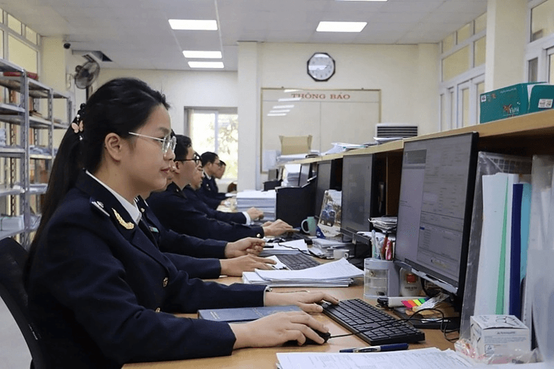 Hải quan dừng tiếp nhận tờ khai từ 22 giờ ngày 30-6 đến 5 giờ ngày 1-7