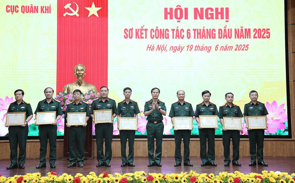 Chủ động lãnh đạo, chỉ đạo thực hiện tốt công tác kỹ thuật quân khí