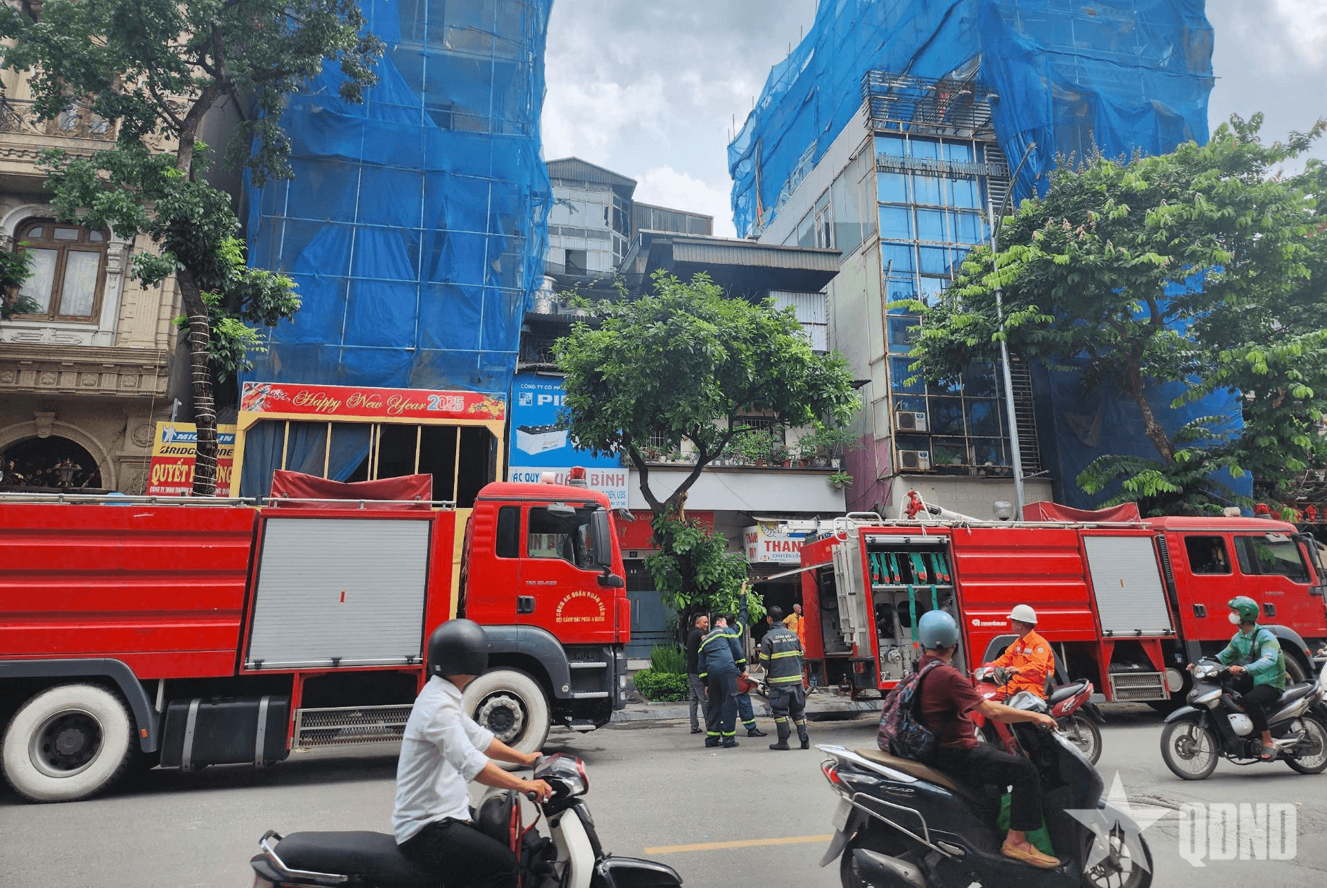 Hà Nội: Cháy nhà dân trên phố Hai Bà Trưng; nhiều tài sản hư hại