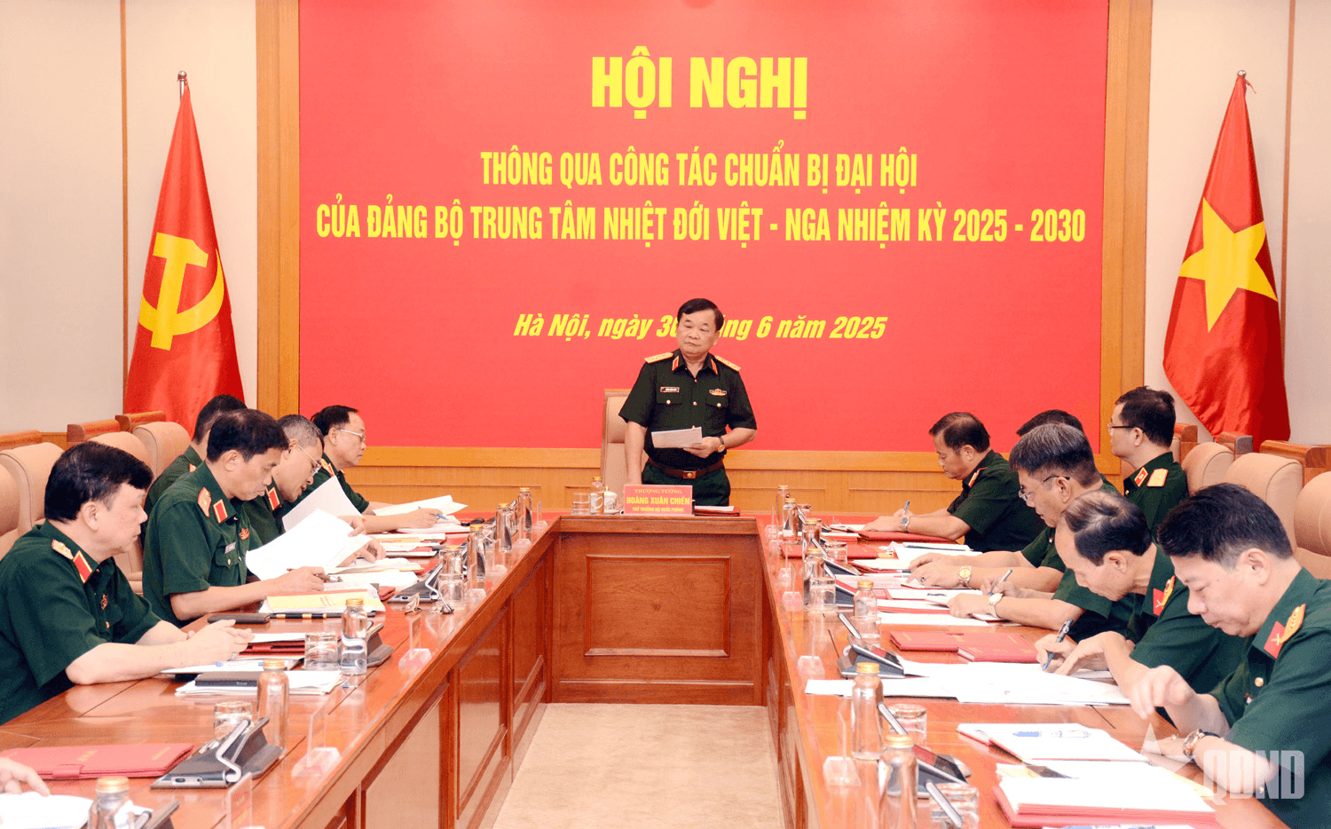 Thượng tướng Hoàng Xuân Chiến chủ trì thông qua công tác chuẩn bị đại hội của Đảng bộ Trung tâm Nhiệt đới Việt - Nga