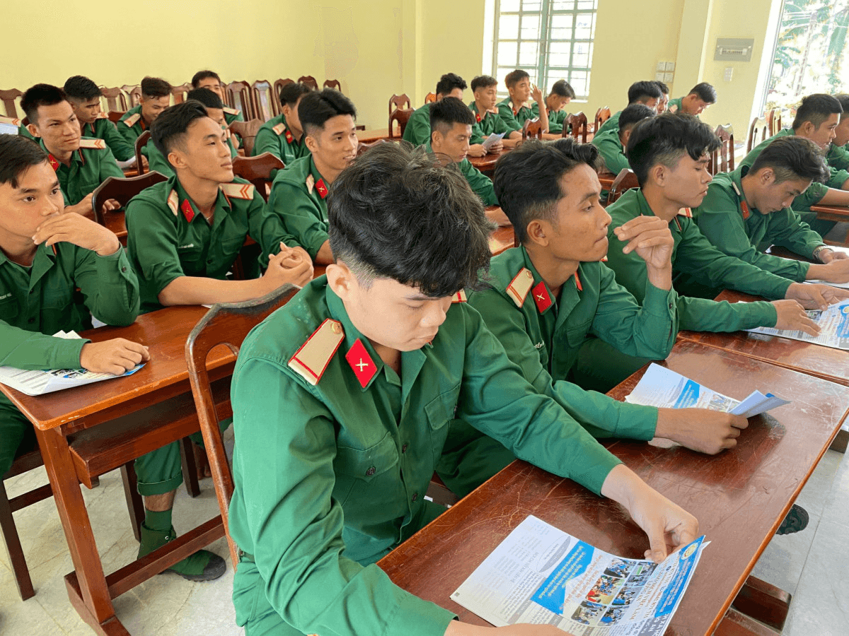 Bộ Quốc phòng trả lời kiến nghị của cử tri về việc gia hạn thẻ học nghề cho bộ đội xuất ngũ