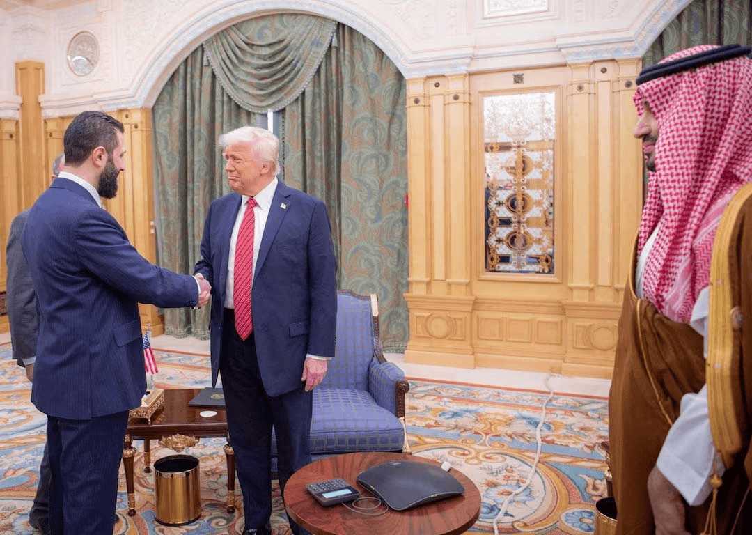 Tổng thống Mỹ ký sắc lệnh dỡ bỏ trừng phạt Syria