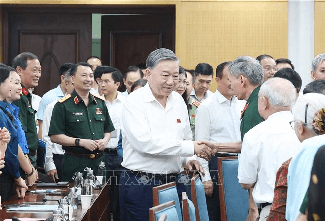 Tổng Bí thư Tô Lâm tiếp xúc cử tri Hà Nội sau Kỳ họp thứ chín, Quốc hội khóa XV