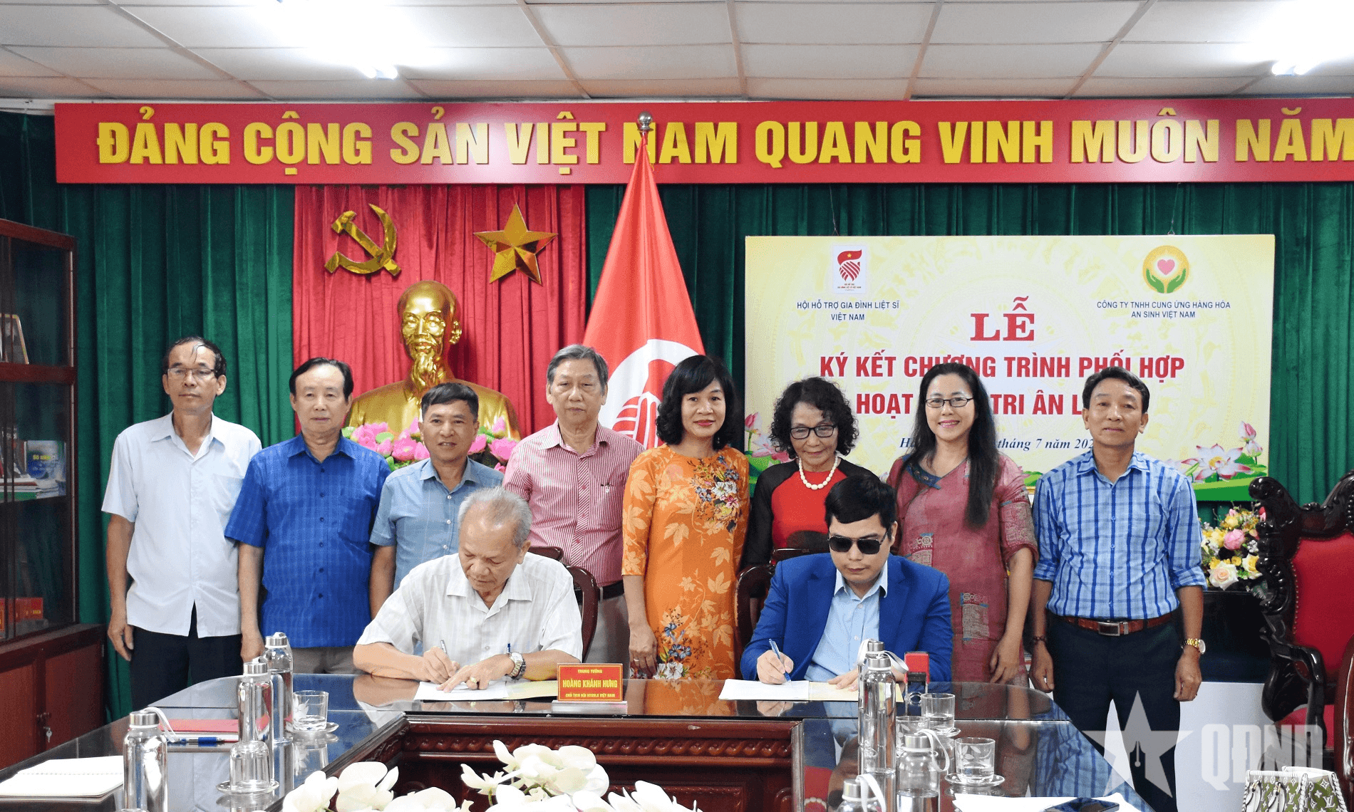 Ký kết phối hợp các hoạt động tri ân liệt sĩ