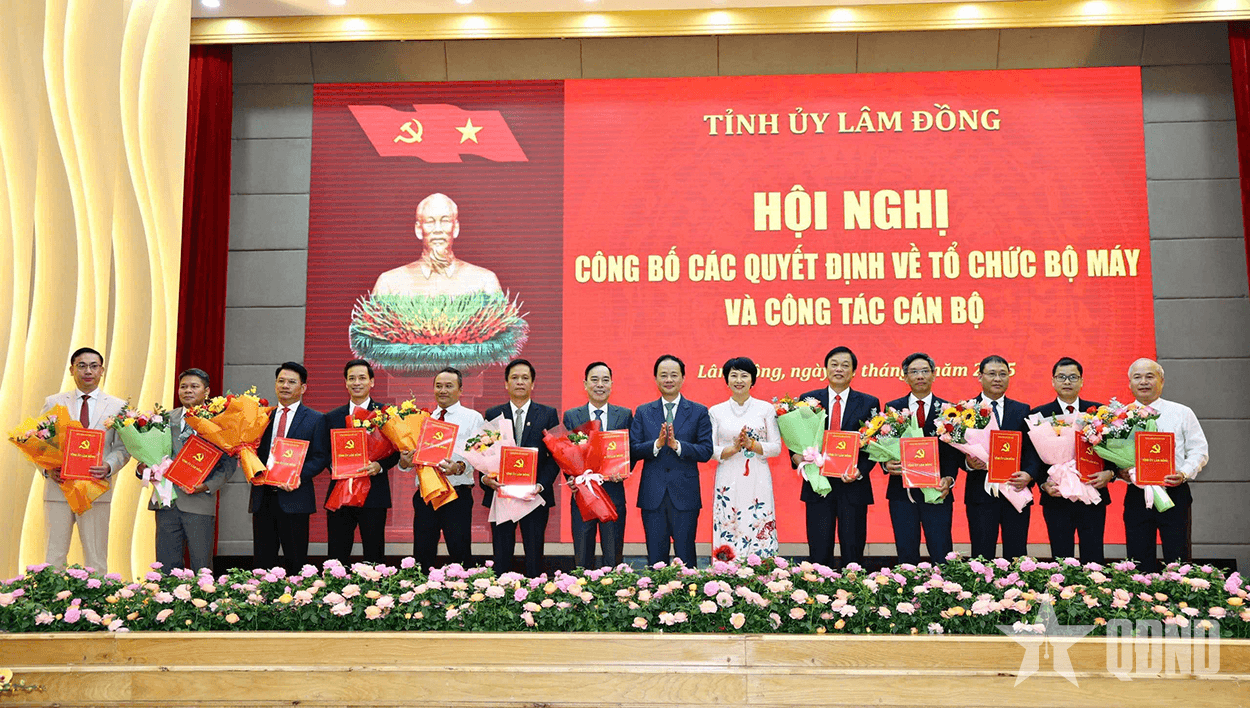 Nhà báo Lê Huy Toàn được bổ nhiệm làm Tổng biên tập Báo và Phát thanh, truyền hình tỉnh Lâm Đồng