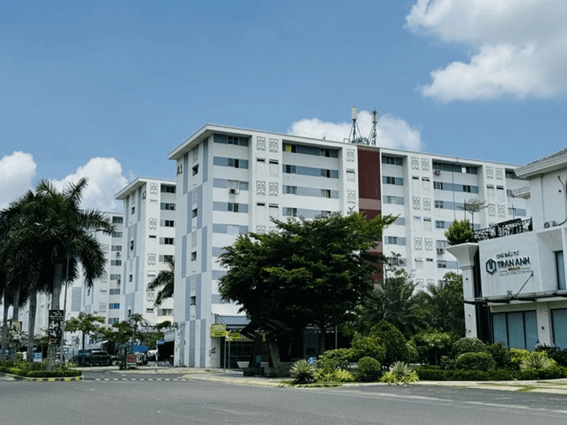 An cư cho người làm công vụ xa nhà