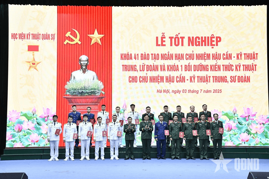 Học viện Kỹ thuật Quân sự tổ chức tốt nghiệp khóa đào tạo ngắn hạn chủ nhiệm hậu cần-kỹ thuật