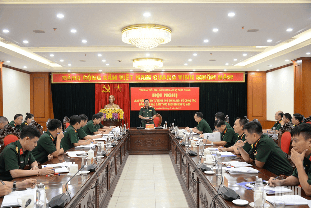 Tiểu ban diễu binh, diễu hành A80 Bộ Quốc phòng làm việc với Bộ tư lệnh Thủ đô Hà Nội