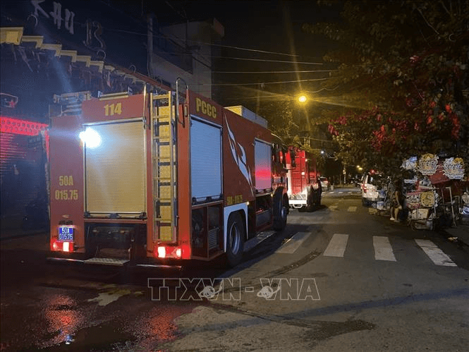Thủ tướng yêu cầu khẩn trương điều tra vụ cháy chung cư ở Thành phố Hồ Chí Minh làm 8 người tử vong