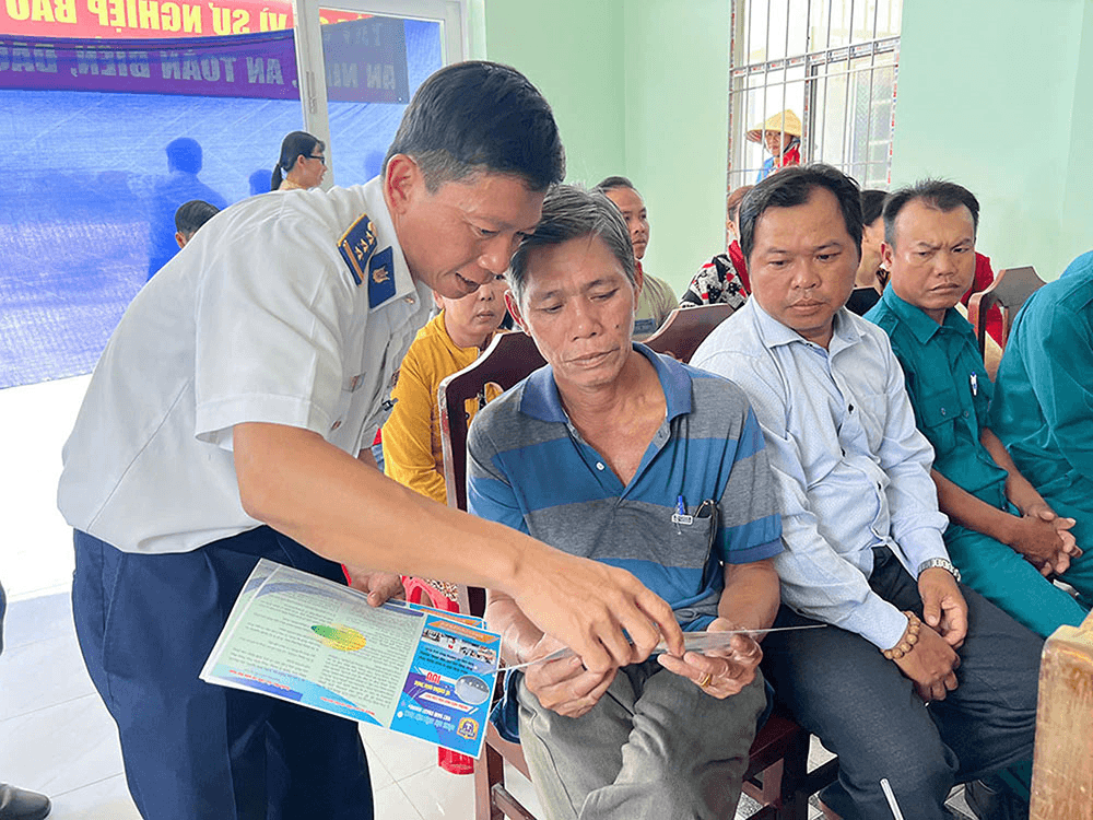 Nâng cao ý thức chấp hành pháp luật cho ngư dân