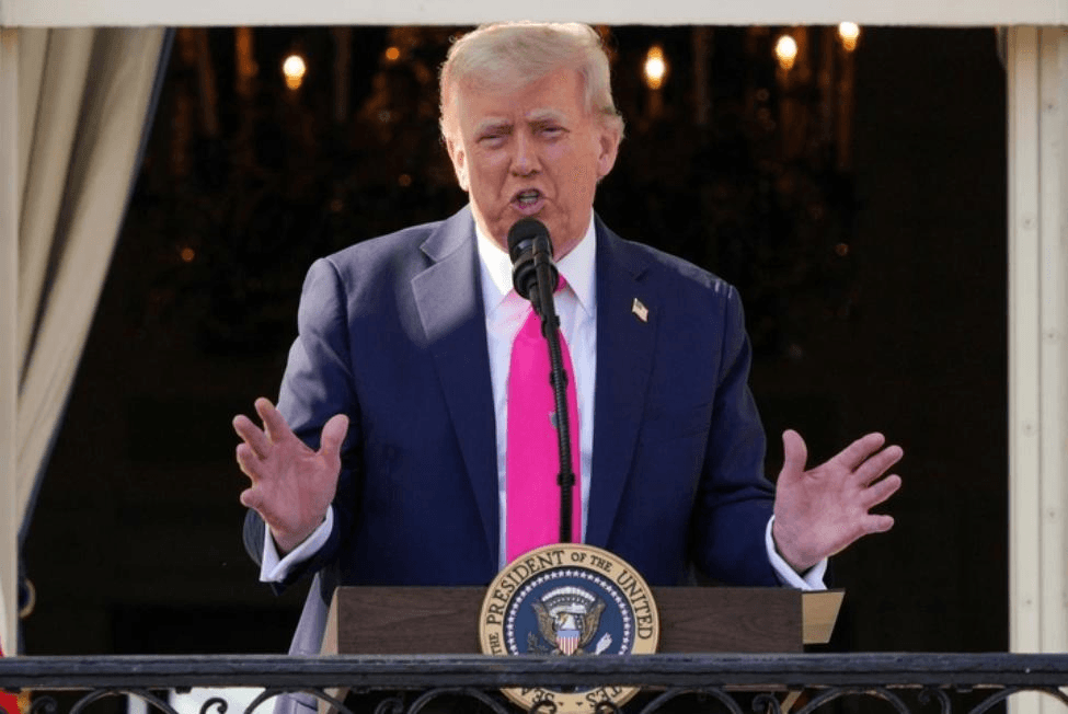 Tổng thống Trump công bố mức thuế quan đối với 14 quốc gia, bắt đầu từ ngày 1-8