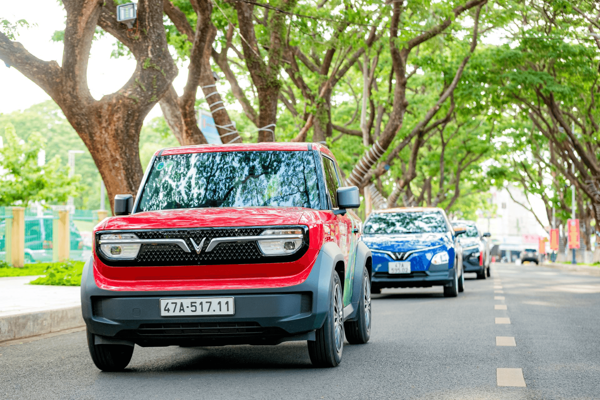 Người Hà Nội rủ nhau “đi hội xe điện”, lên đời xe xanh dễ như trở bàn tay