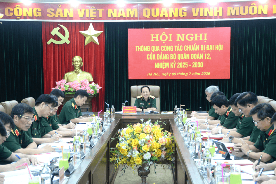 Thượng tướng Trịnh Văn Quyết chủ trì Hội nghị thông qua công tác chuẩn bị Đại hội của Đảng bộ Quân đoàn 12 và Đảng bộ Quân khu 2
