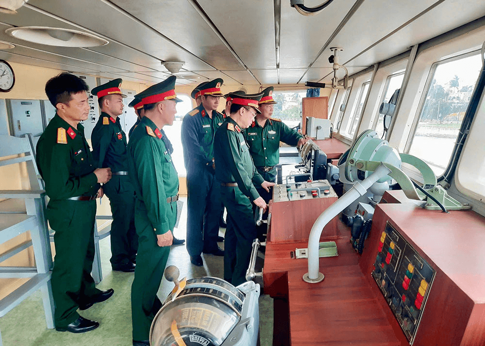 Tập trung lãnh đạo xây dựng Cục Xe máy - Vận tải vững mạnh, hiện đại