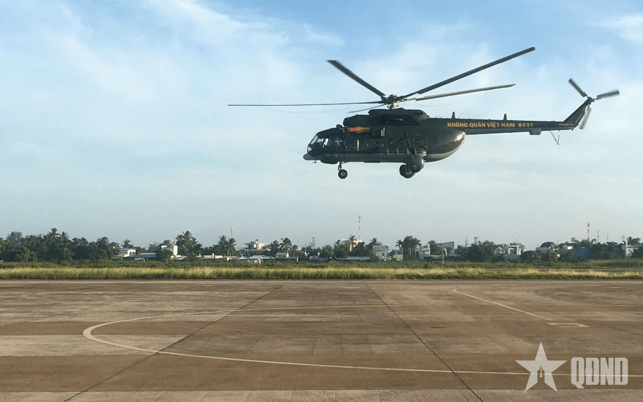Trung đoàn Không quân 917 cơ động lực lượng, sẵn sàng cho nhiệm vụ A80