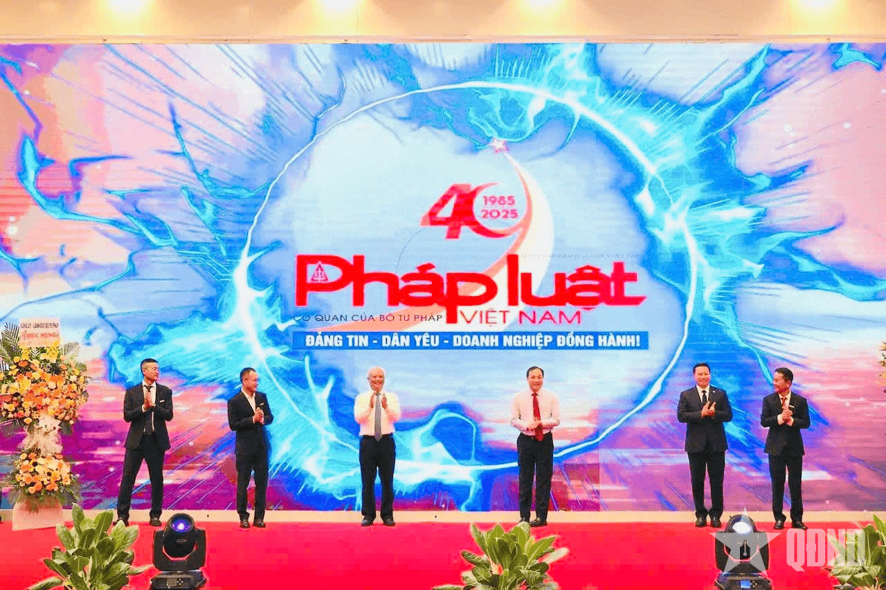 Báo Pháp luật Việt Nam kỷ niệm 40 năm xuất bản số đầu tiên