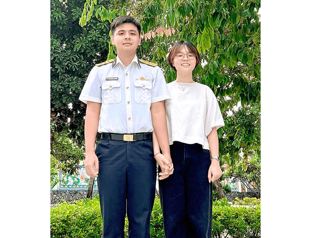 Tình yêu chiến sĩ: “Giao kèo” ngọt ngào