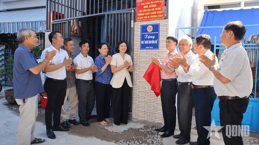 Khánh Hòa: Bàn giao nhà “Nghĩa tình đồng đội” cho hội viên cựu chiến binh