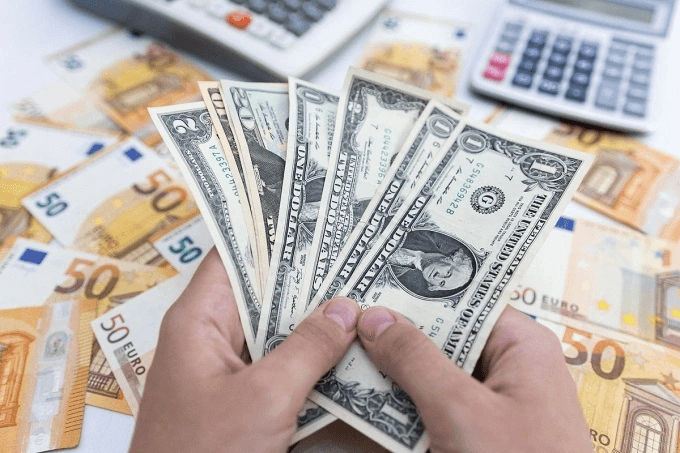 Tỷ giá USD hôm nay (16-7): Đồng USD đạt mức cao nhất trong 15 tuần so với đồng yên Nhật