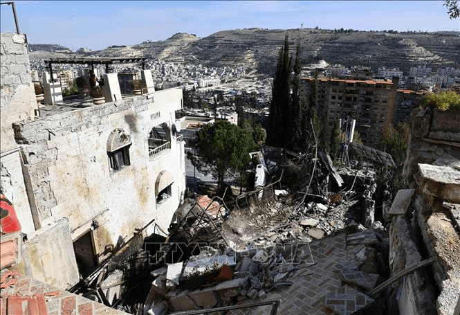 Israel tấn công trụ sở quân đội Syria ở thủ đô Damascus
