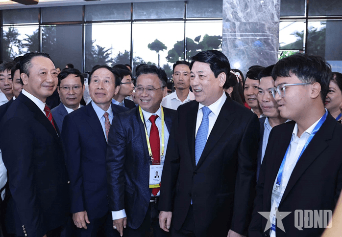 Chủ tịch nước Lương Cường dự và phát biểu tại Kỳ họp Hội đồng Tư vấn Kinh doanh APEC 2025