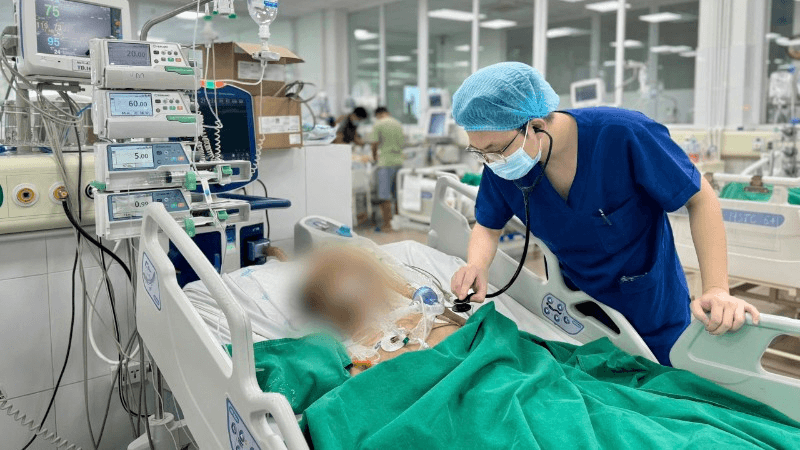 Lạm dụng rượu kéo dài, nhiều bệnh nhân nguy kịch do xơ gan