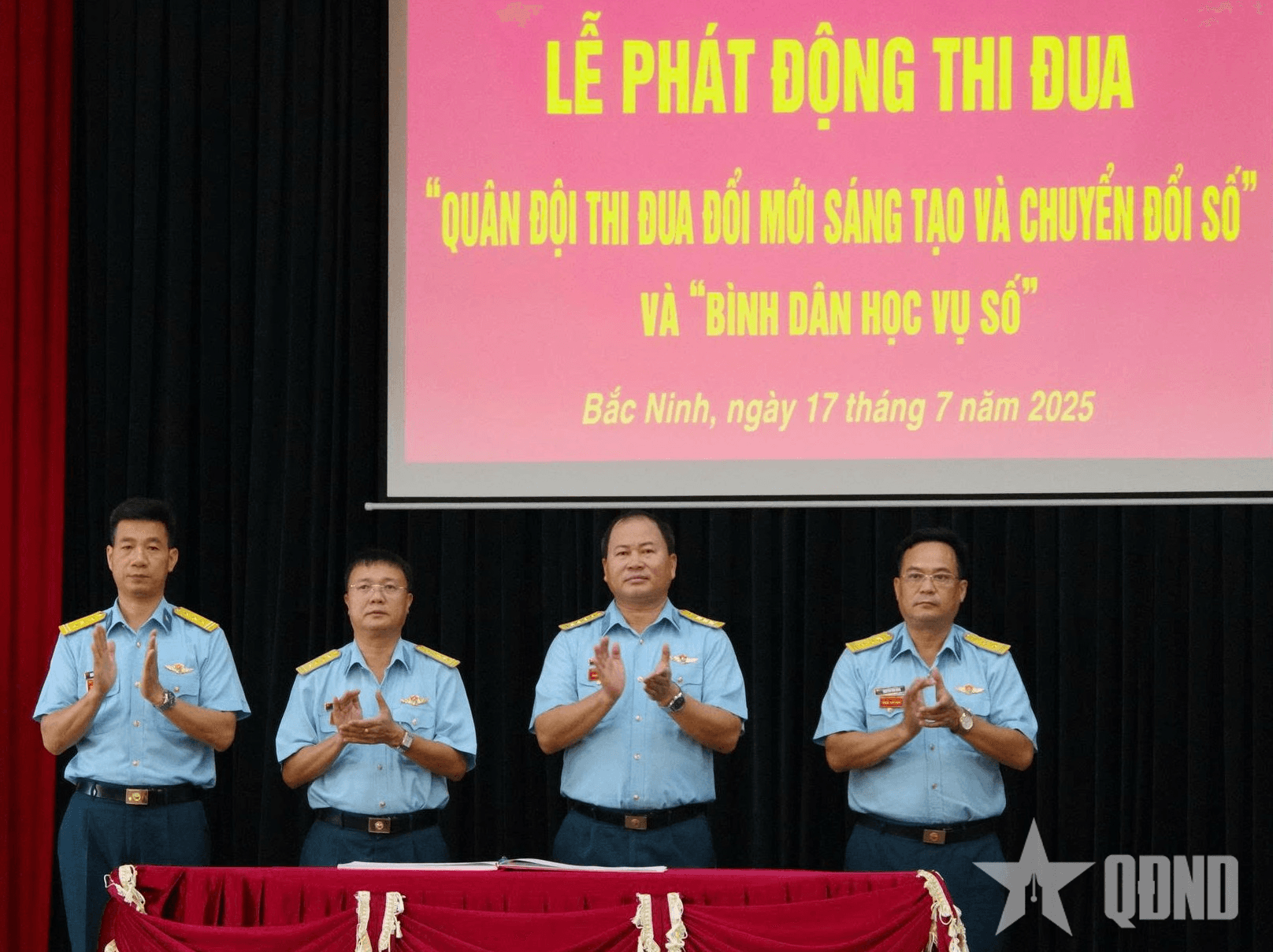 Sư đoàn 365 phát động thi đua “Quân đội thi đua đổi mới sáng tạo, chuyển đổi số” và “Bình dân học vụ số”
