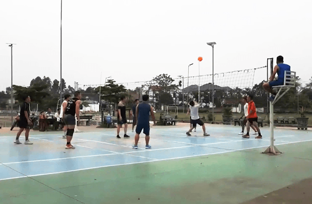 Học theo Bác, làm việc có lợi cho dân