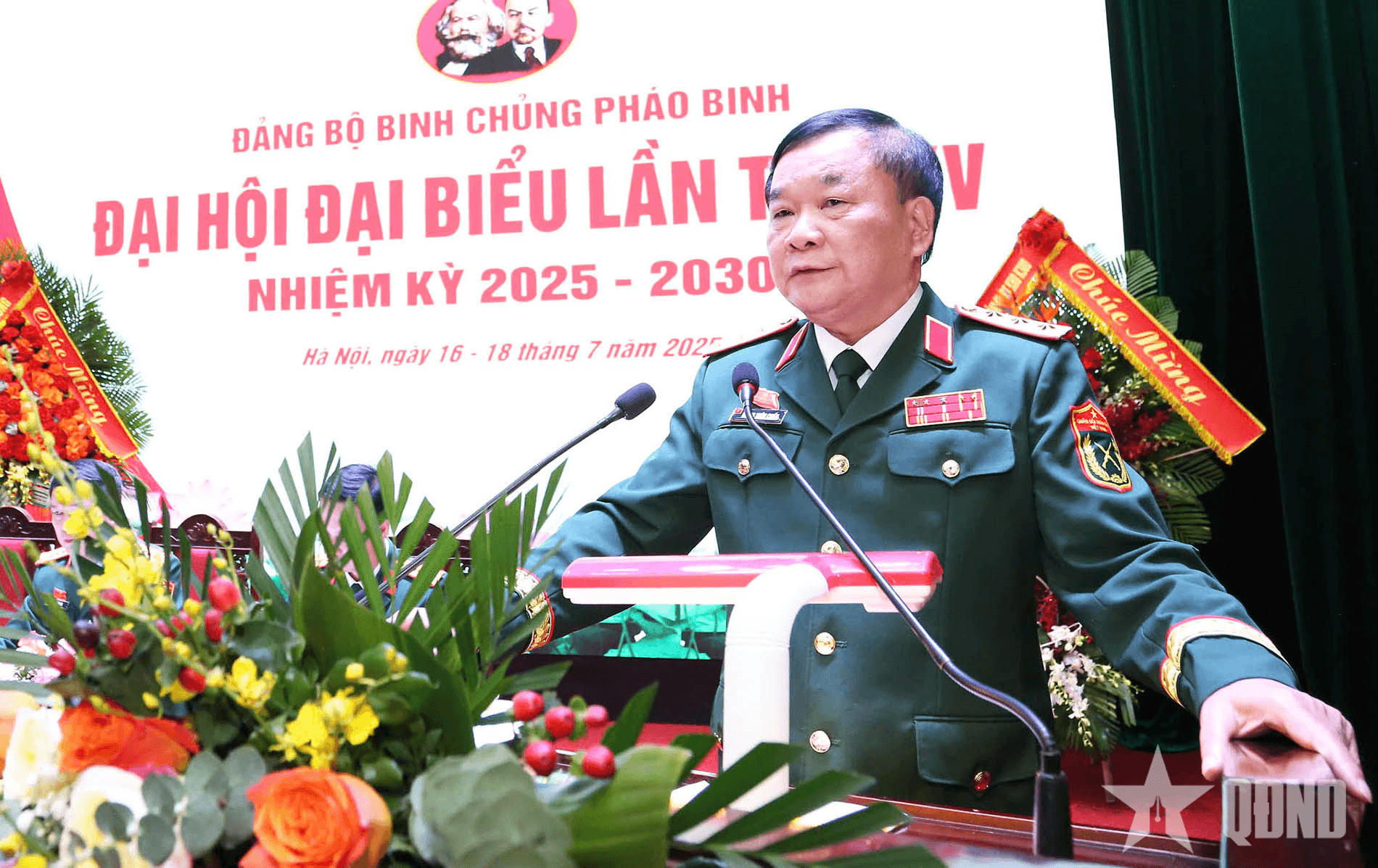 Thượng tướng Hoàng Xuân Chiến dự, chỉ đạo Đại hội đại biểu Đảng bộ Binh chủng Pháo binh