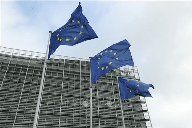 EU thông qua gói trừng phạt thứ 18 nhằm vào Nga