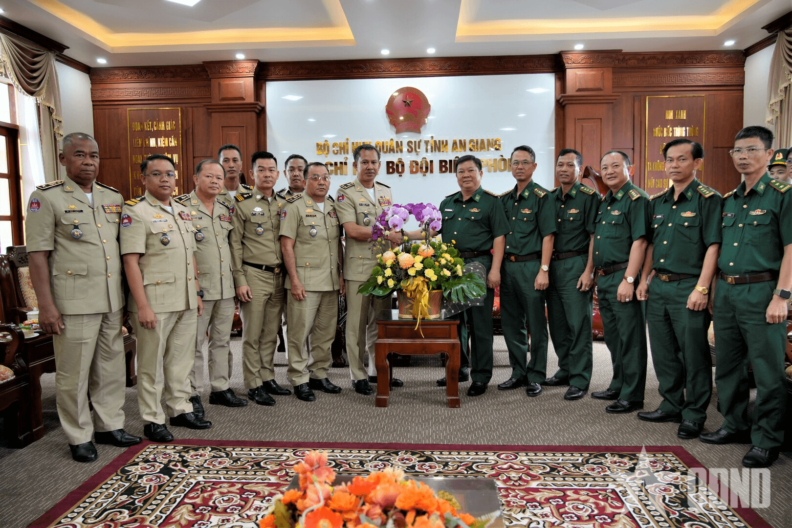 Đoàn Công an tỉnh Kandal - Campuchia​ thăm Bộ đội Biên phòng tỉnh An Giang