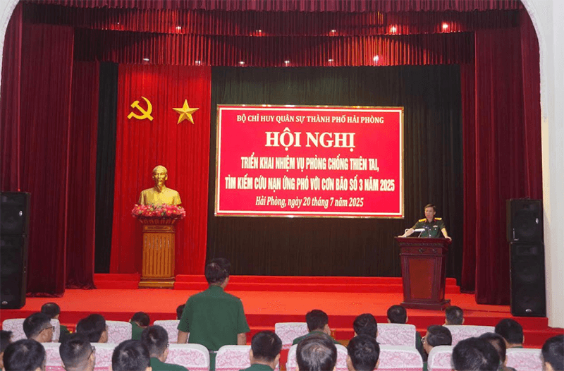 Bộ CHQS TP Hải Phòng: Triển khai lực lượng, phương tiện giúp dân phòng, chống bão Wipha
