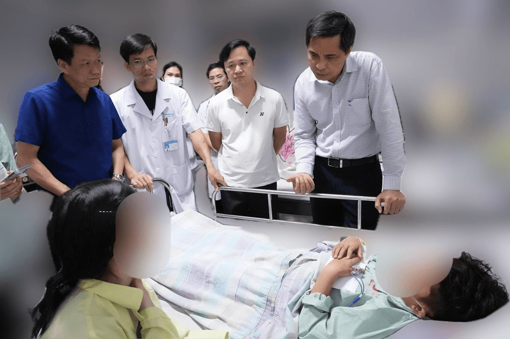 Y tế Quảng Ninh tập trung toàn lực cứu chữa nạn nhân trong vụ lật tàu