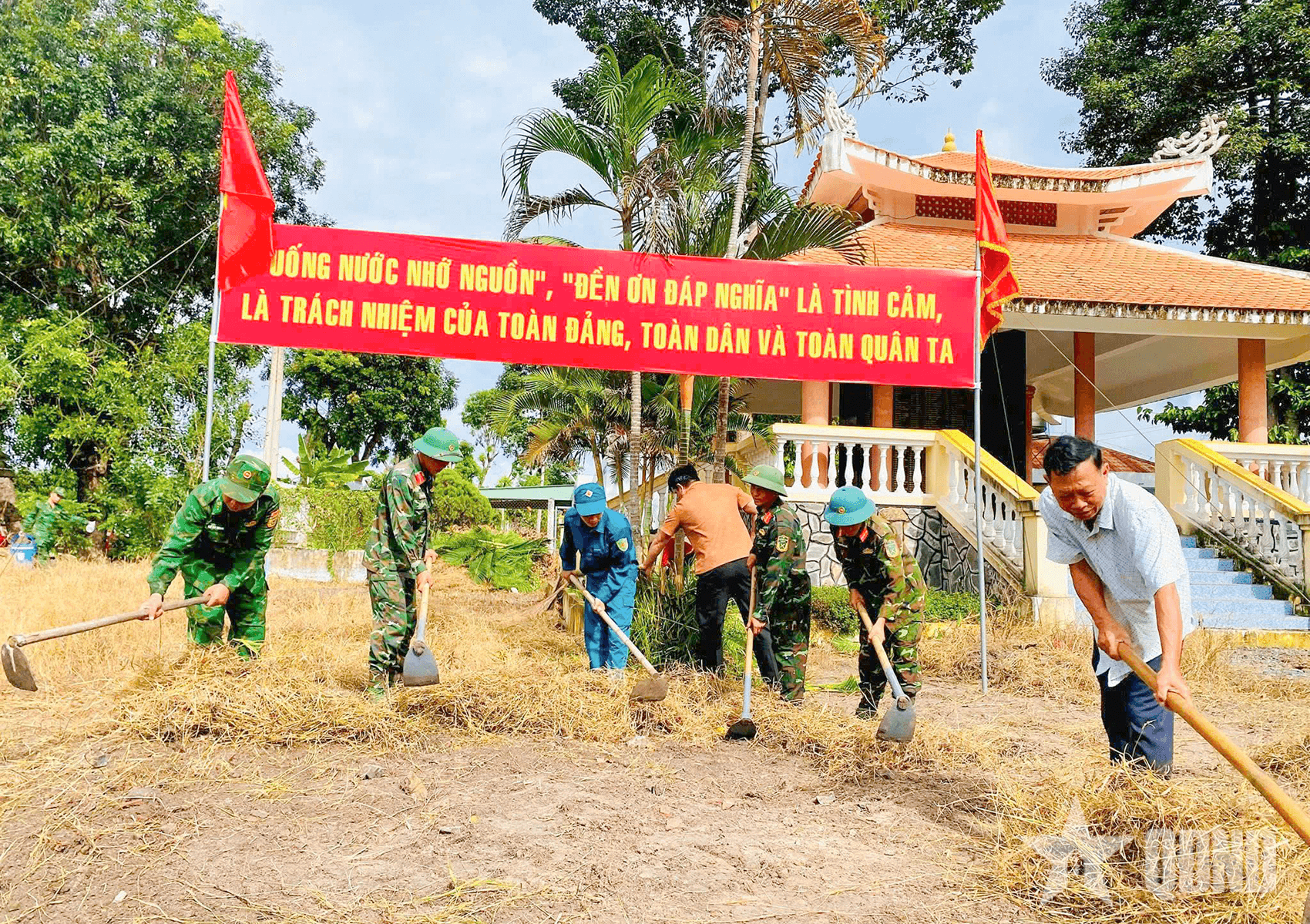 Sư đoàn 5 (Quân khu 7) làm công tác dân vận tại tỉnh Tây Ninh
