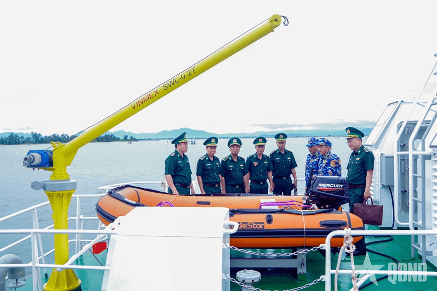 Quân đội huy động hơn 346.000 cán bộ, chiến sĩ, 8.200 phương tiện, trong đó có 5 máy bay ứng phó bão số 3