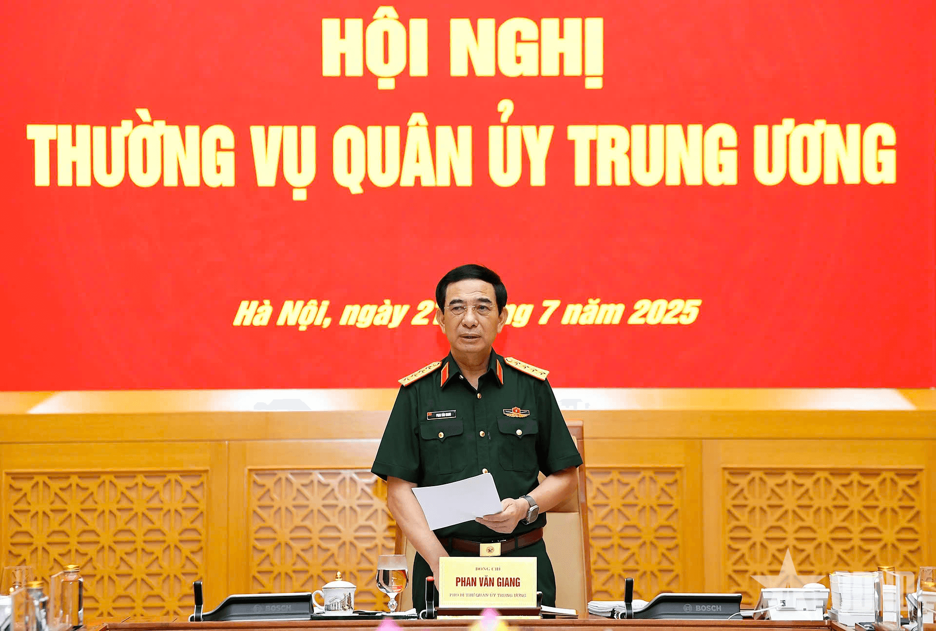 Đại tướng Phan Văn Giang chủ trì Hội nghị Thường vụ Quân ủy Trung ương