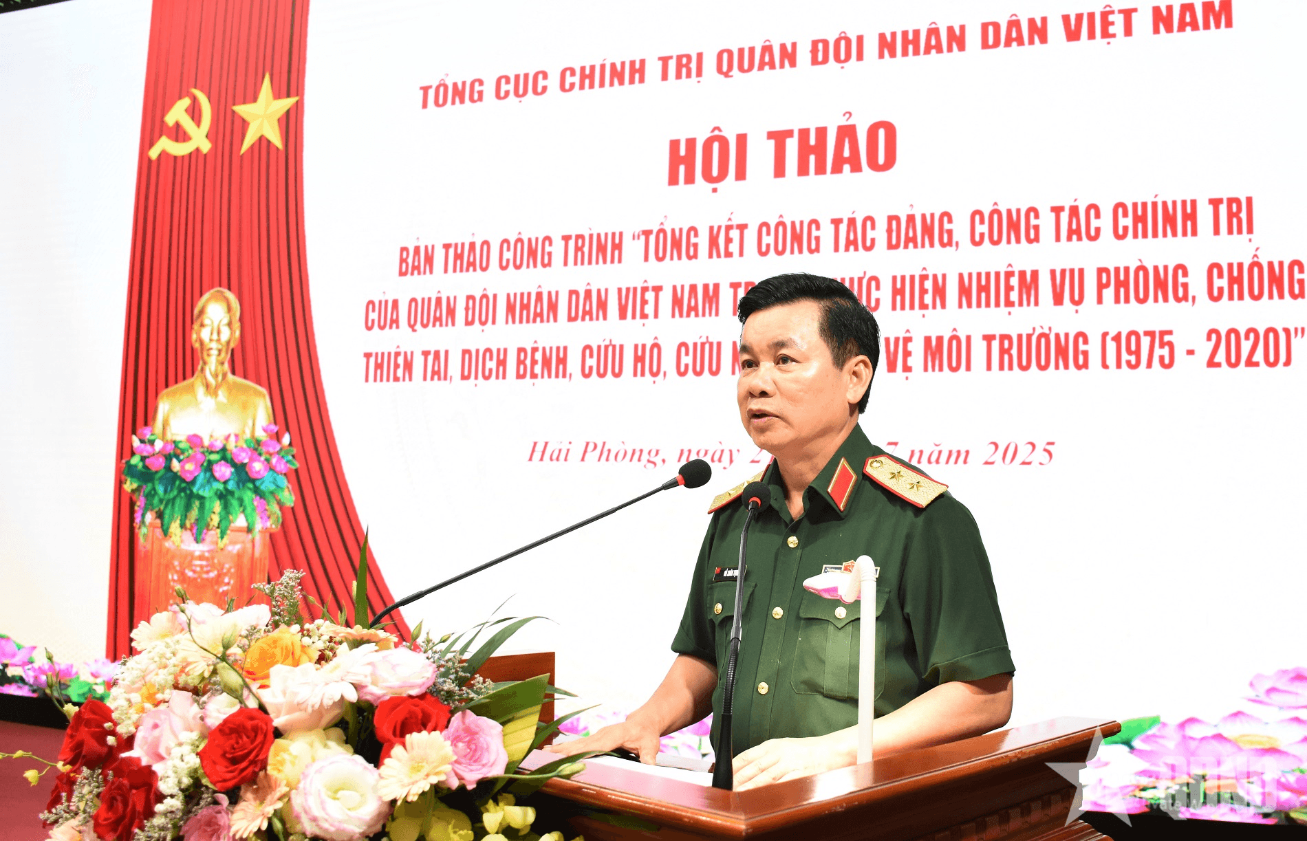 Quân đội đi đầu phòng, chống thiên tai, dịch bệnh, cứu hộ, cứu nạn, bảo vệ môi trường