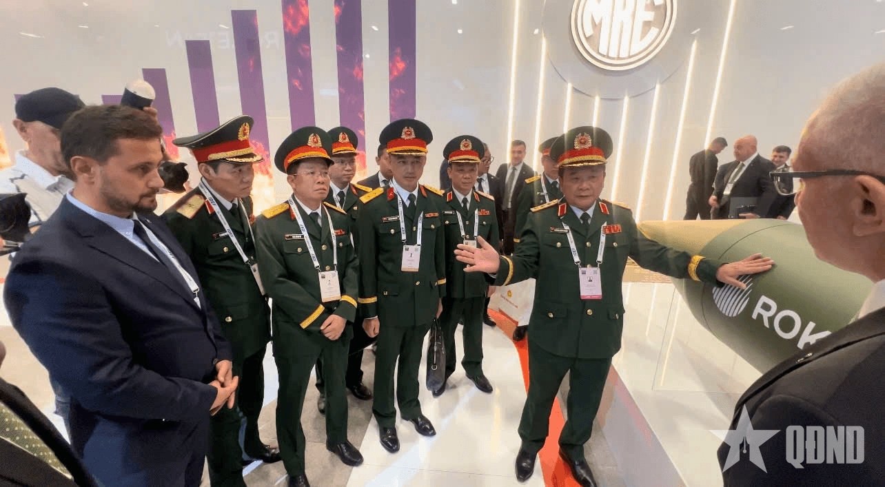 Đoàn đại biểu cấp cao Bộ Quốc phòng Việt Nam dự Triển lãm Công nghiệp Quốc phòng Thổ Nhĩ Kỳ 2025