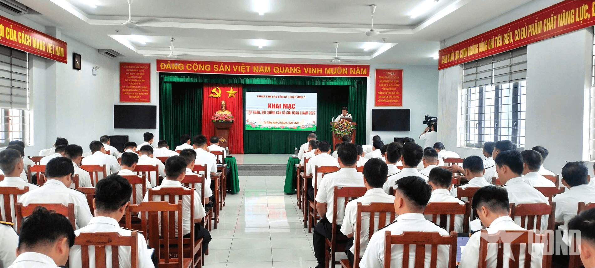 Trung tâm Bảo đảm kỹ thuật, Vùng 3 Hải quân bồi dưỡng, tập huấn cán bộ