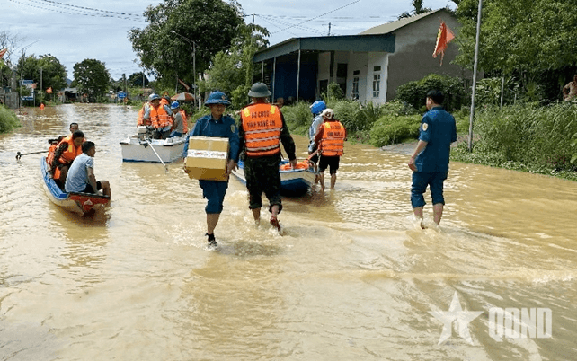 Tiến hành công tác Đảng, công tác chính trị trong ứng phó khẩn cấp với mưa, lũ trên khu vực tỉnh Nghệ An
