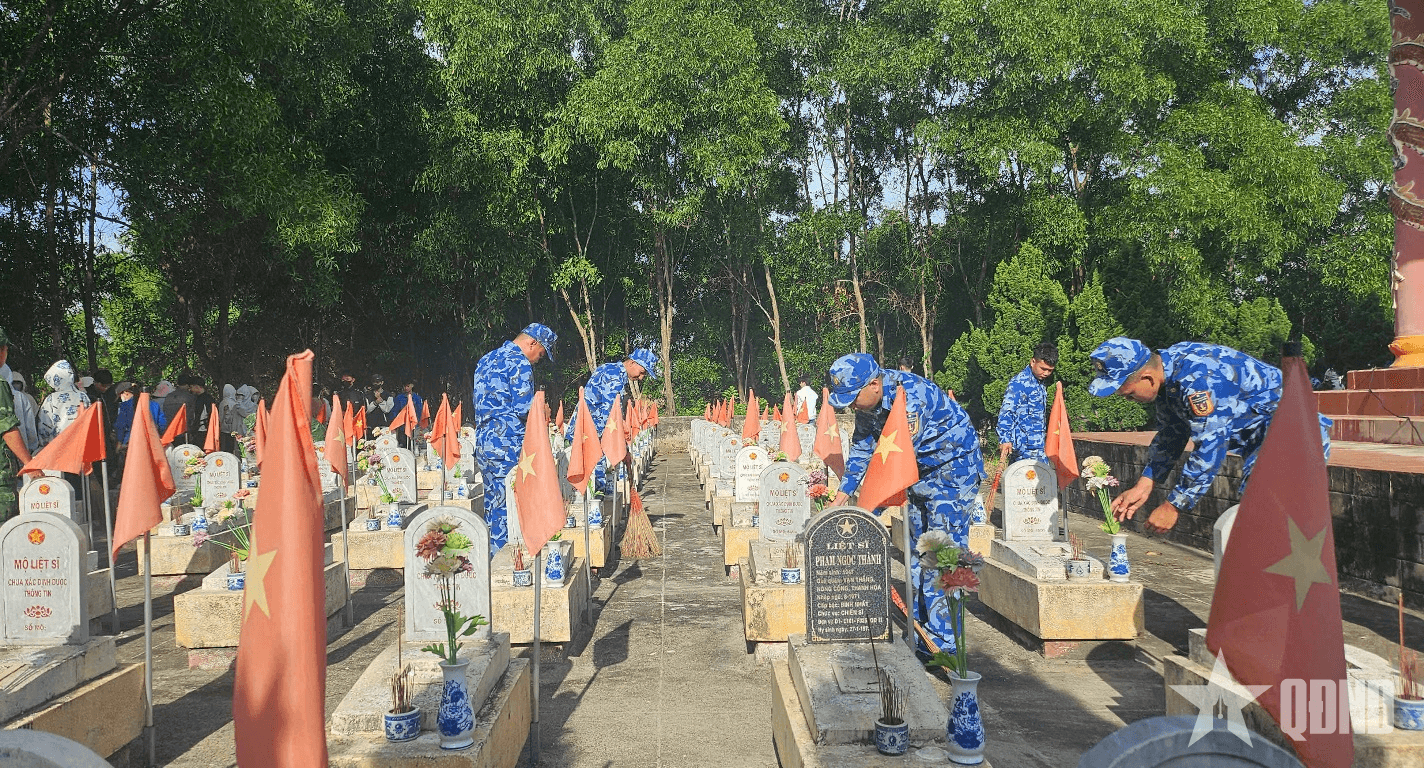 Hải đội 202 (Vùng Cảnh sát biển 2) tổ chức nhiều hoạt động đền ơn, đáp nghĩa