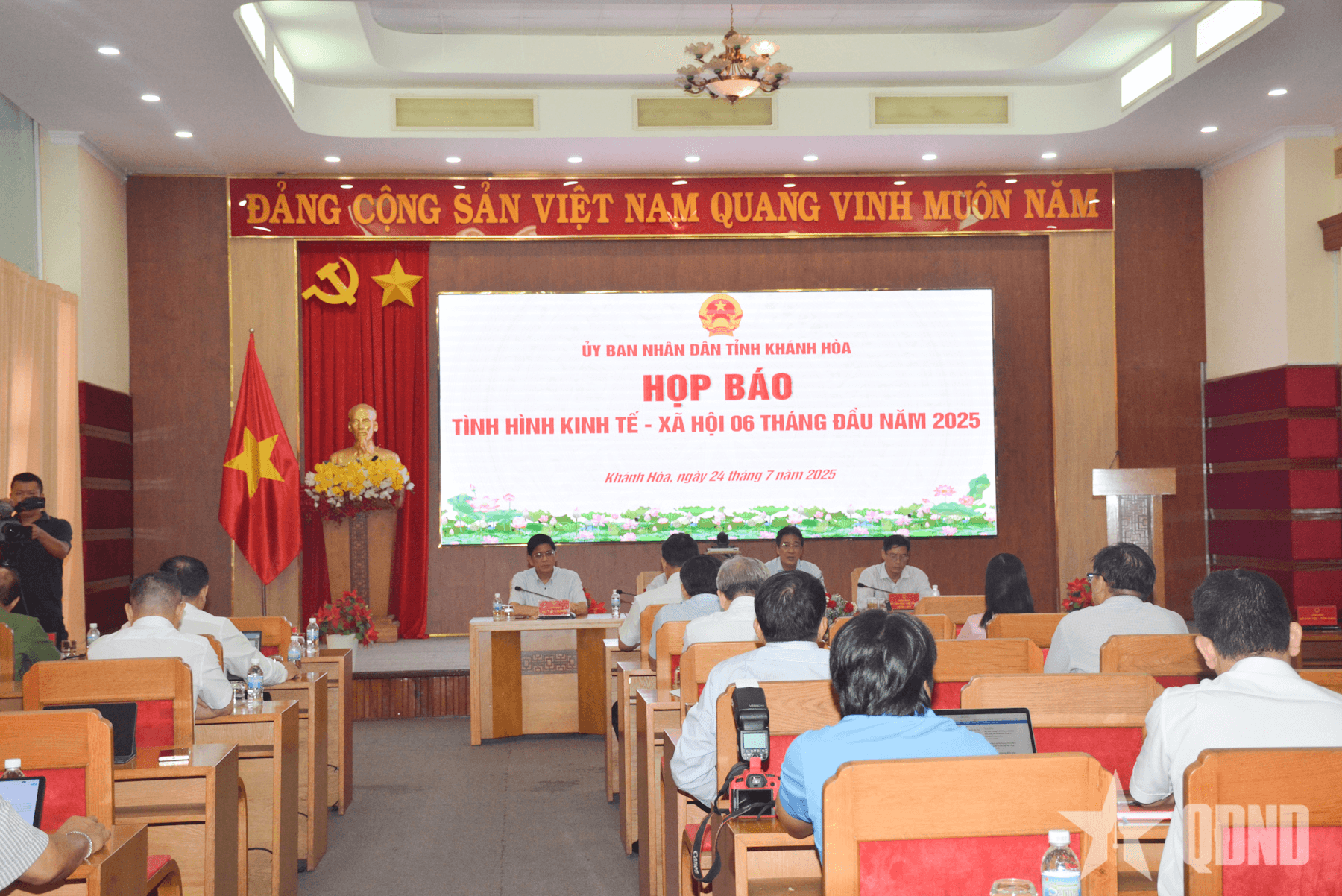 Khánh Hòa khó đạt chỉ tiêu tăng trưởng 2 con số năm 2025