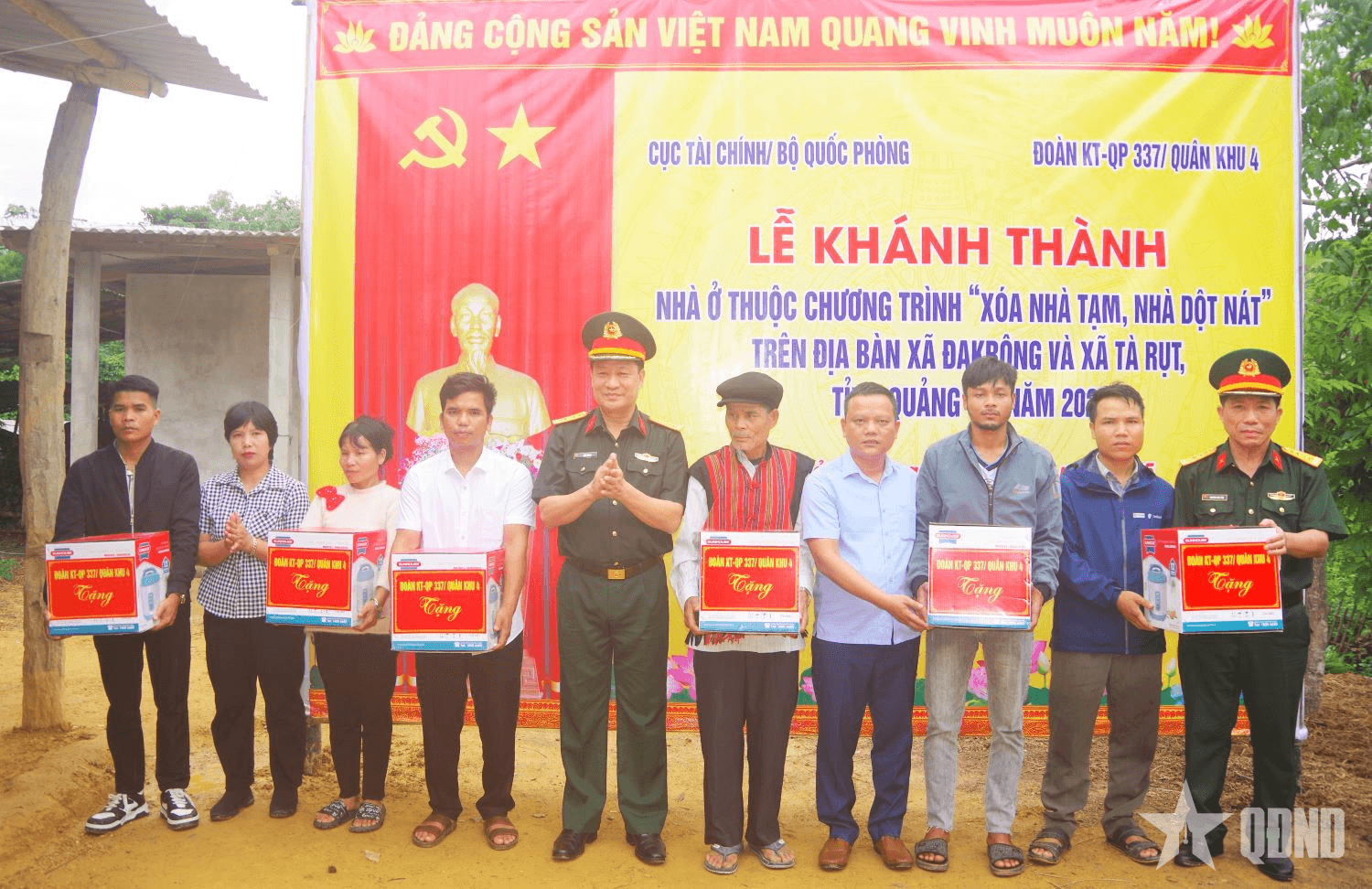 Quân khu 4: Khánh thành và bàn giao 6 công trình xóa nhà tạm, nhà dột nát