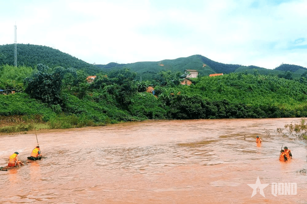 Quảng Ninh: Tìm thấy cháu bé bị lũ cuốn trôi tại xã Điền Xá