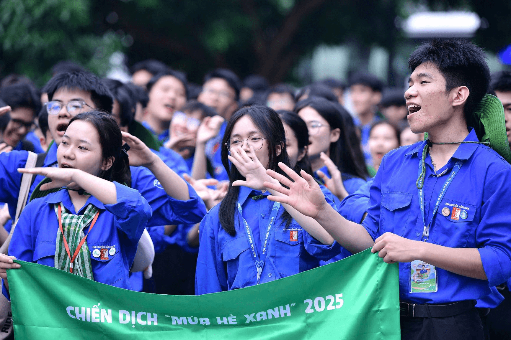 Hơn 10.000 tình nguyện viên Thủ đô tham gia chiến dịch "Mùa hè xanh"